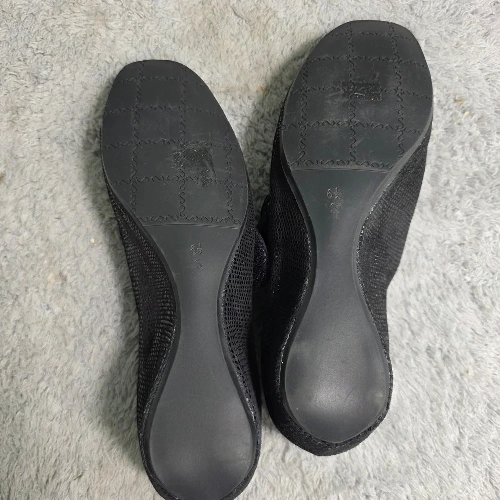 VTG Van Eli Wedge Pumps Black Textured Button‎ Square Toe Womens 6.5 S Excellent